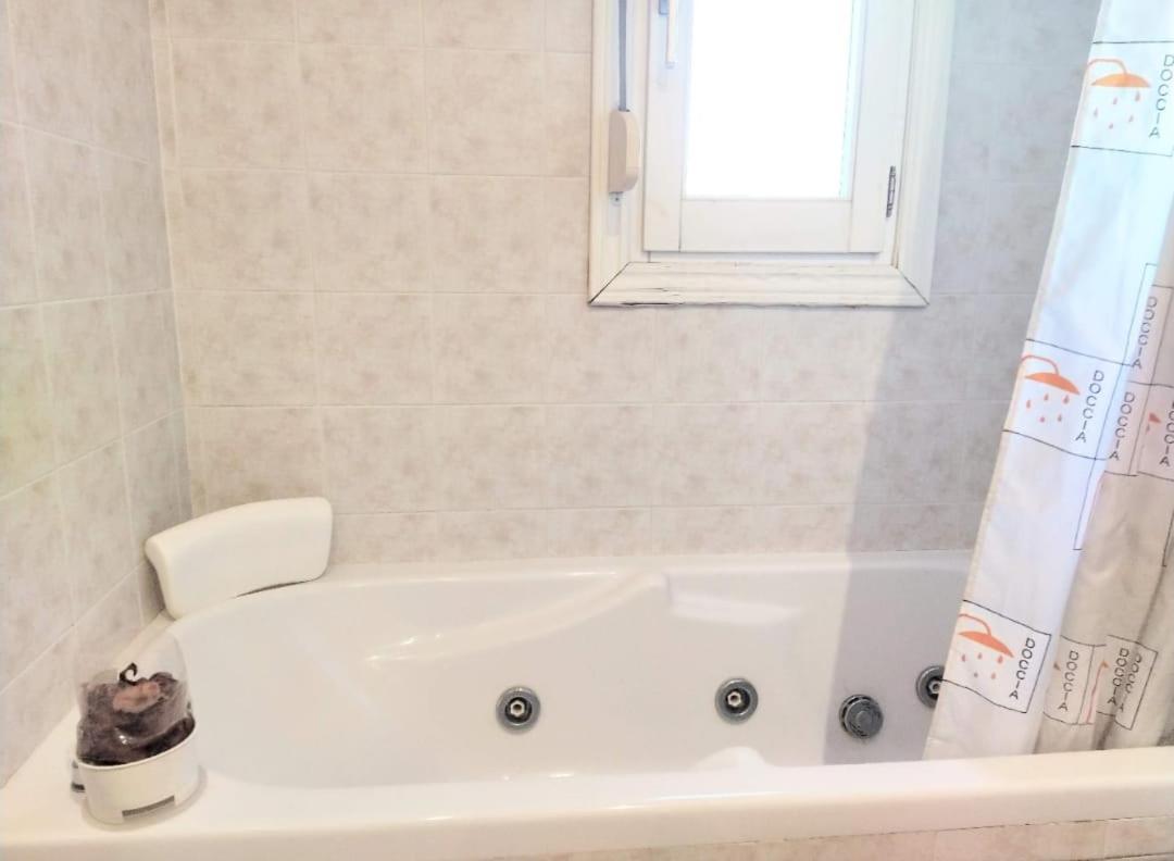Apartamento Entrerios Барбастро Екстер'єр фото